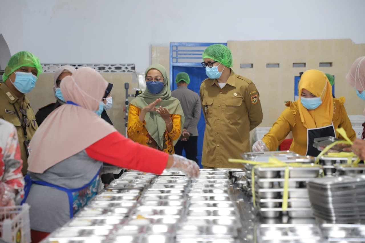 Wabup Purworejo Pantau SPPG Pastikan Program MBG Sesuai SOP BGN