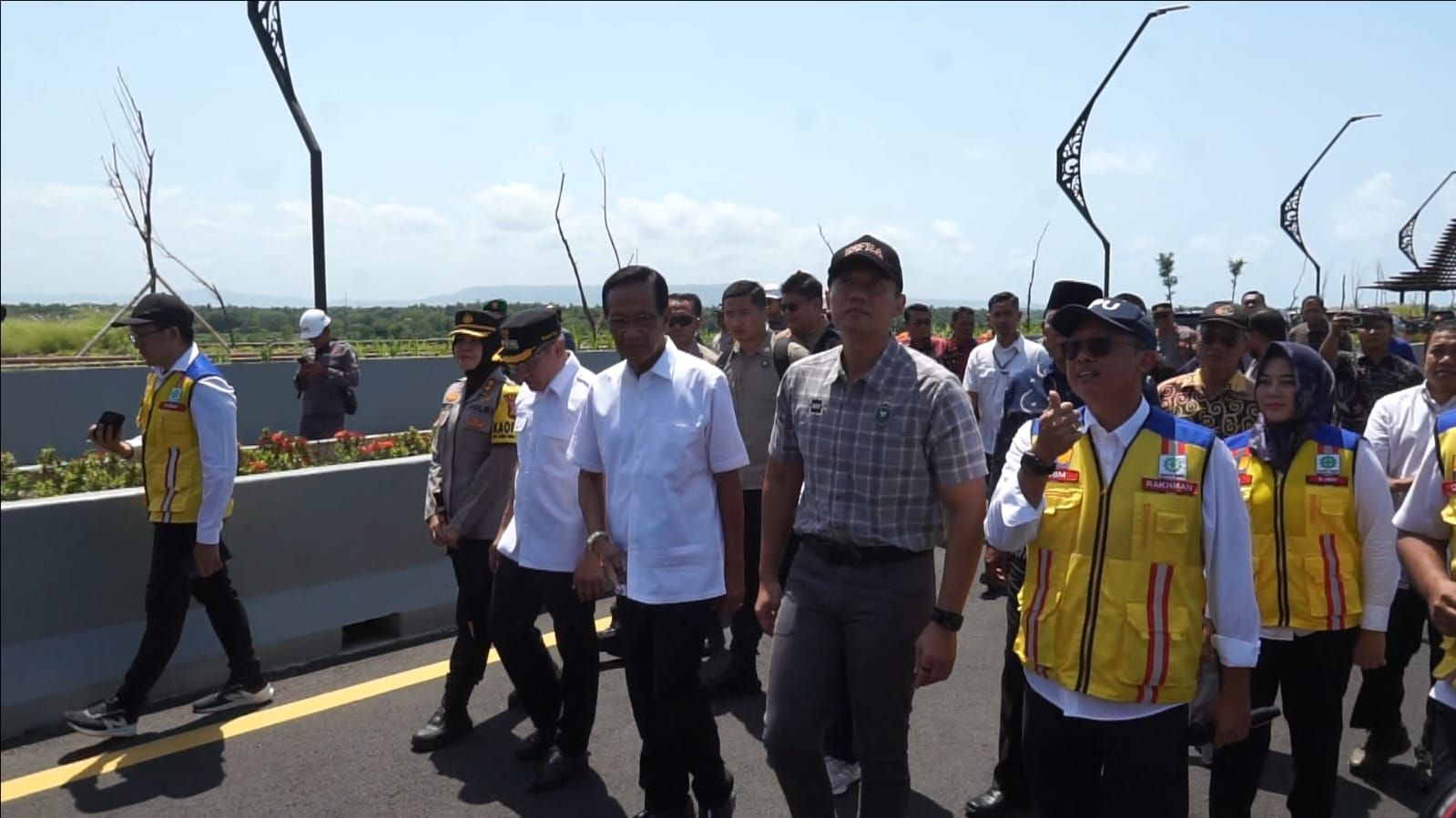 Menelan Lebih Dari Rp 800 Miliar, Inilah Harapan Sultan HB X dan AHY Saat Meninjau Ikon Baru DIY Jembatan Pandansimo