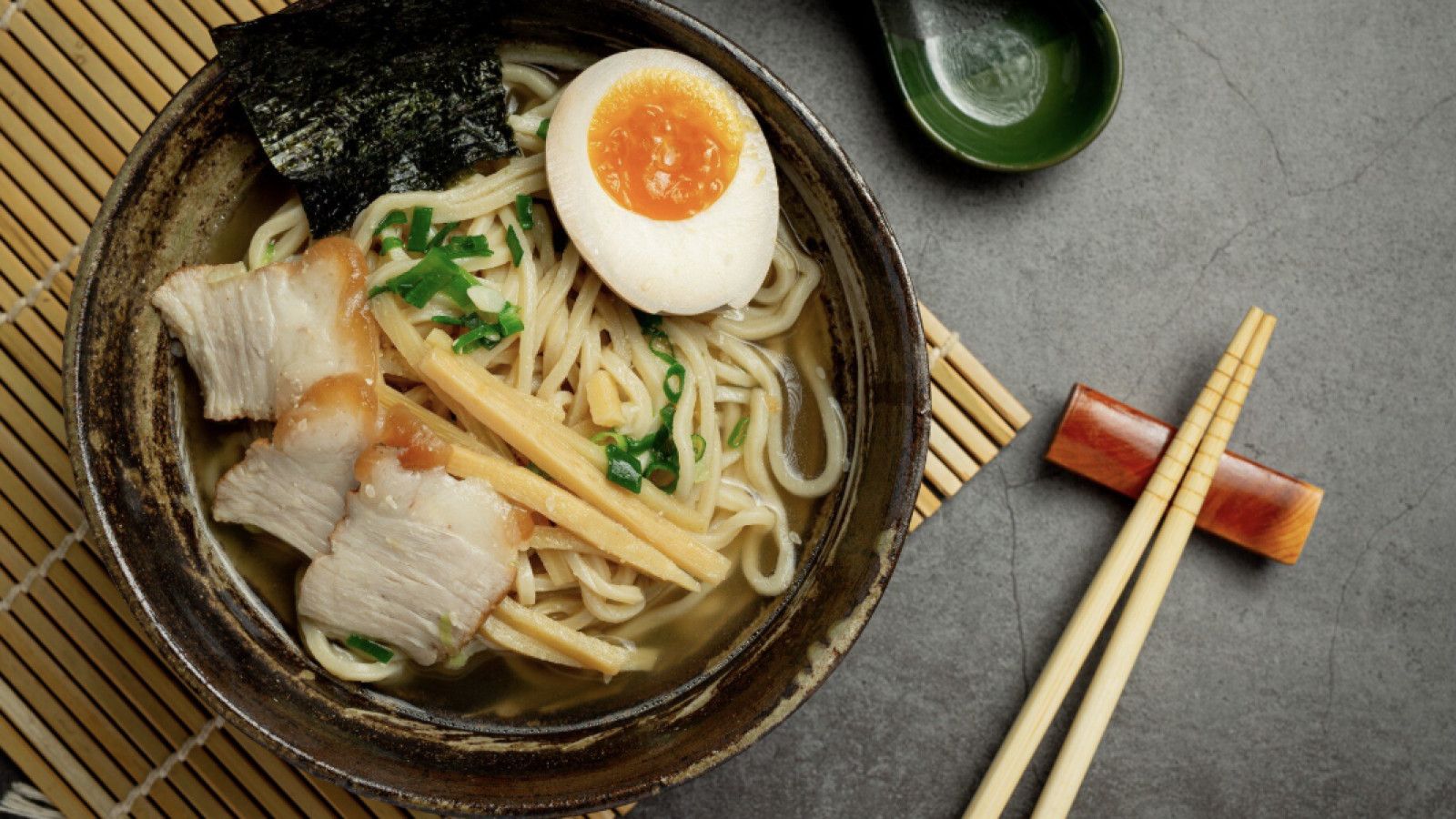 Mie: Lima Jenis Makanan Terfavorit di Seluruh Dunia