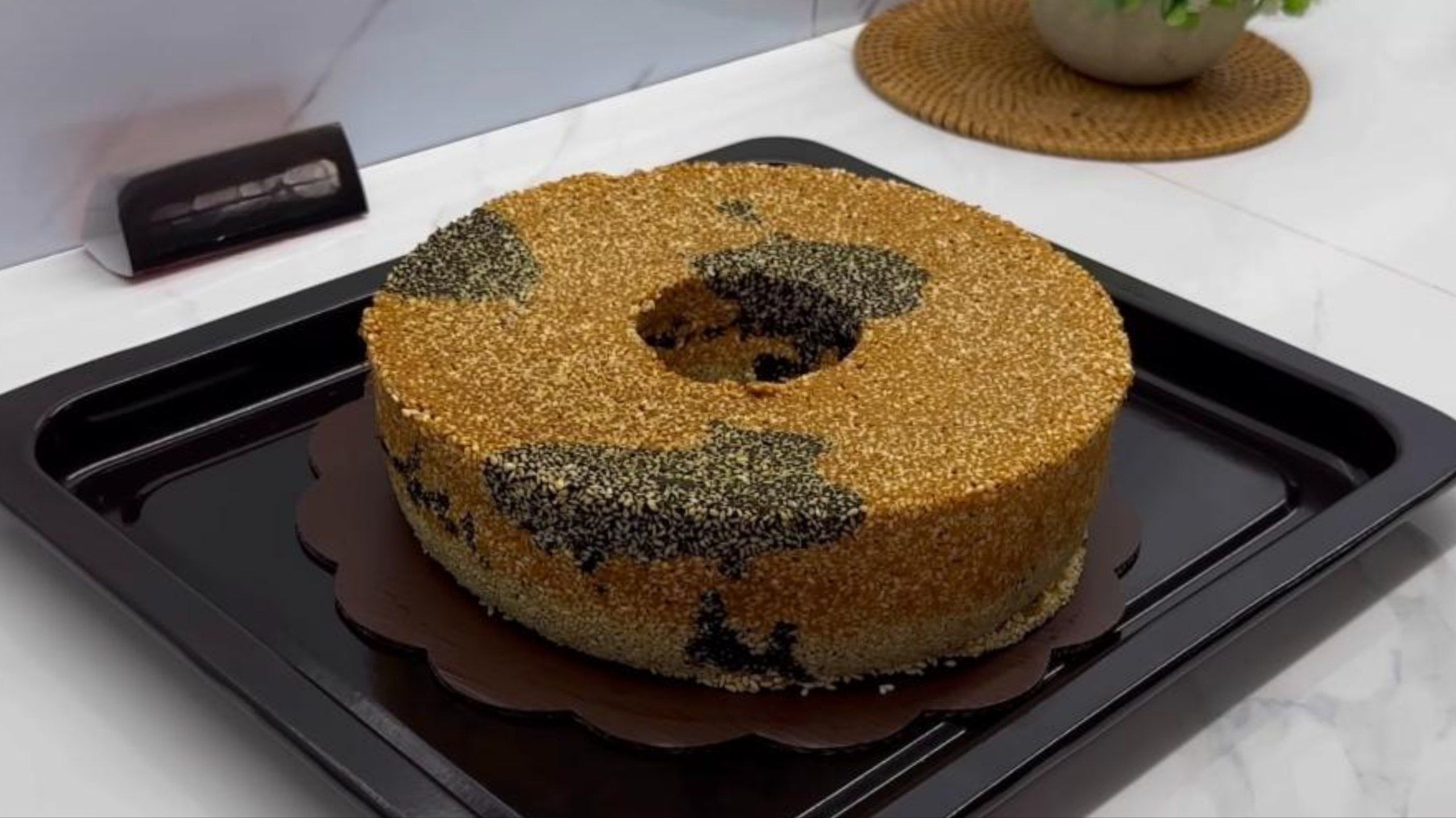 Resep Bolu Wijen yang Lembut dan Enak, Cocok untuk Teman Ngopi