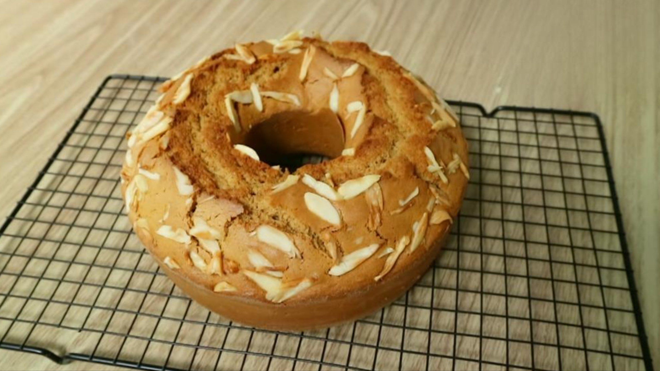 Resep Ontbijtkoek Manado yang Lembut dan Wangi Rempah, Enak Banget!