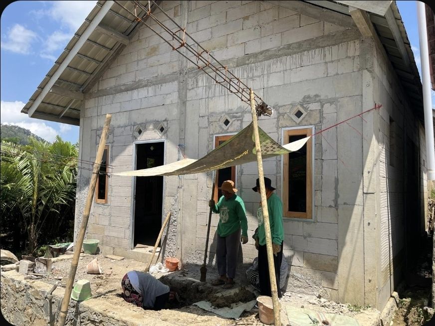 Mitigasi Bencana: Gubernur Jateng Bangun Rumah Ruspin untuk Warga Rawan Longsor