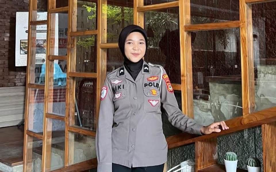 Dulu Viral Anak Nelayan Jadi Polwan, Kini Bripda Kiki Mengabdi di Selayar Kampung Halamannya