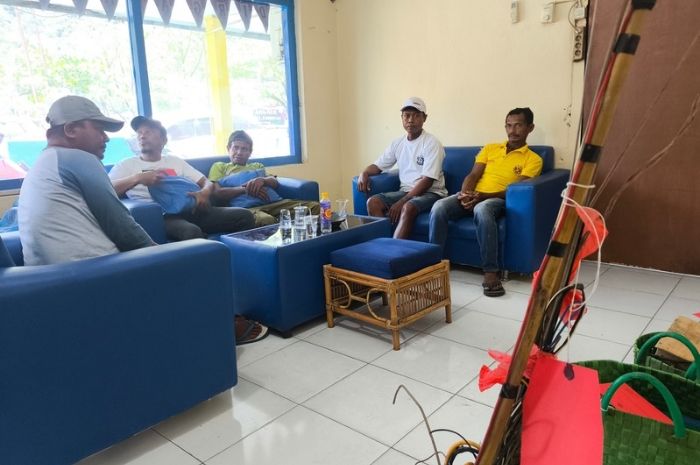 Polisi Tangkap Lima Pelaku Ilegal Fishing di Danau Limboto, Tiga Kapal Disita