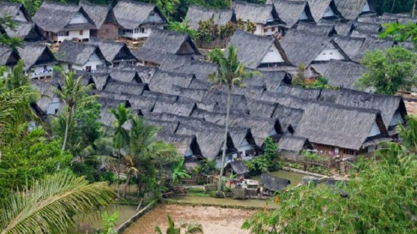 Menelusuri Destinasi Liburan Unik di Indonesia