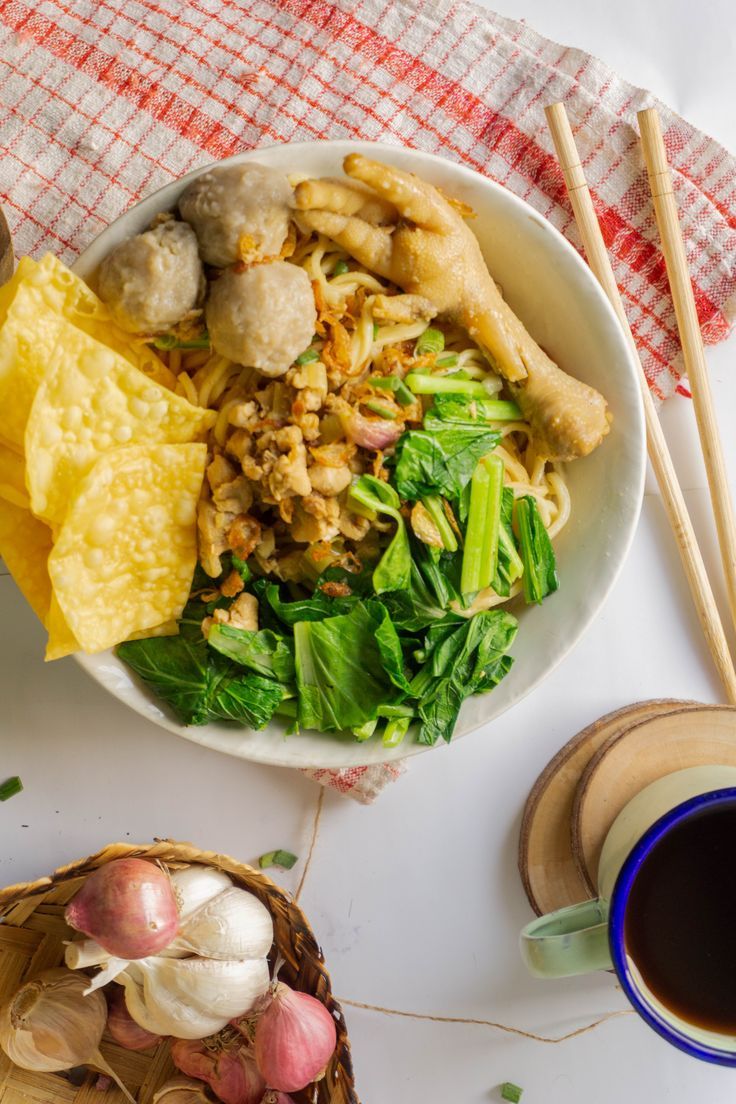5 Makanan Terkenal di Indonesia yang Ternyata Berasal dari China