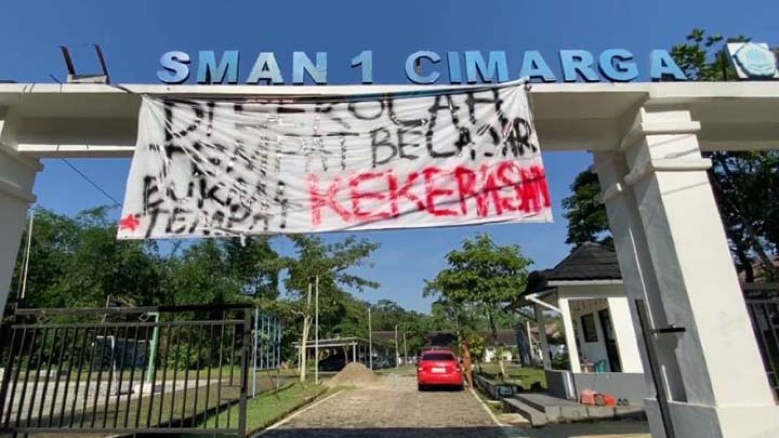 Aksi Mogok Siswa SMAN 1 Cimarga Setelah Penamparan oleh Kepala Sekolah