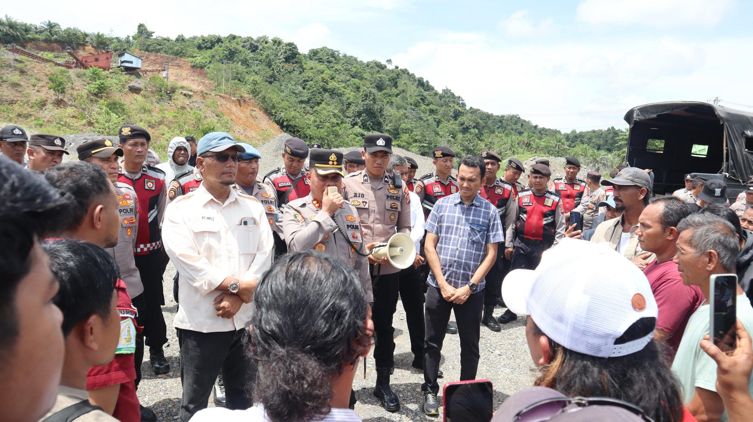 Ratusan Warga Gelar Aksi Damai di Aceh Tamiang, Tuntut Hak Plasma dan CSR