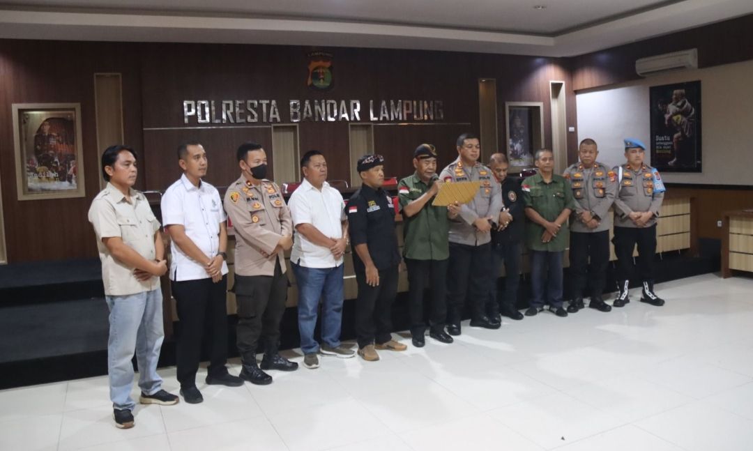 Viral Ujaran Kebencian di Medsos, Polresta Bandar Lampung Pertemukan Tokoh Jawa dan Batak, Ajak Jaga Kondusifitas