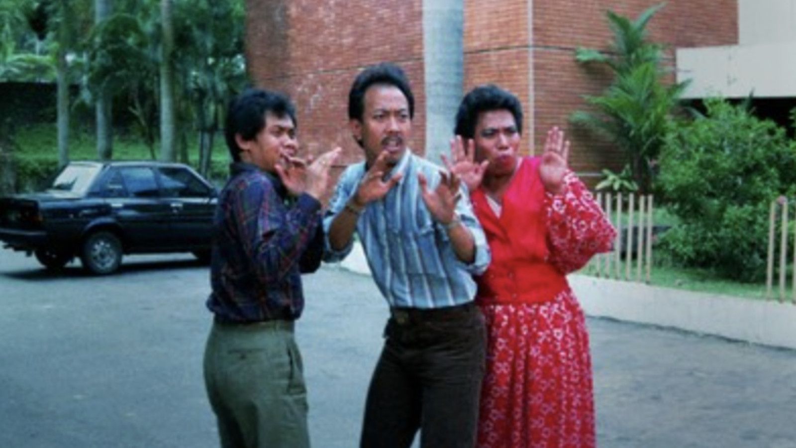 Pesona Film Komedi Indonesia: Dari Klasik Hingga Kontemporer
