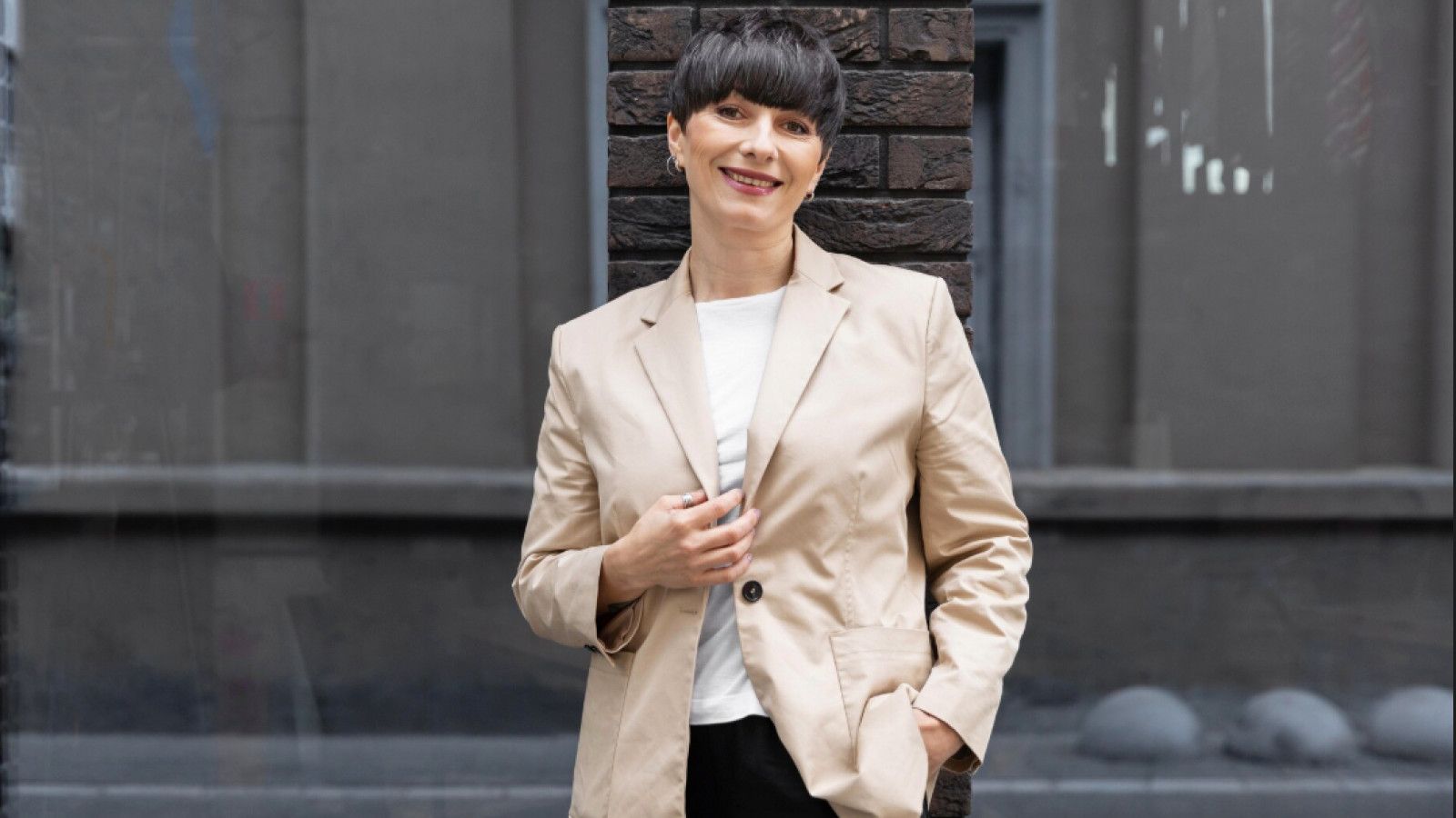 Panduan Memilih Outfit Profesional untuk Rapat