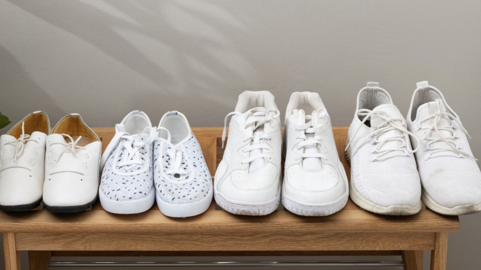 Tren Sneakers Terbaru di Indonesia: Gaya dan Kenyamanan yang Mempesona
