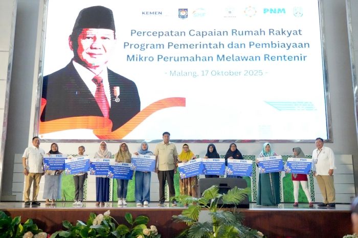 PNM Bersama Menteri PKP Berikan Pembiayaan Terjangkau untuk Renovasi Rumah Usaha Nasabah Mekaar di Malang