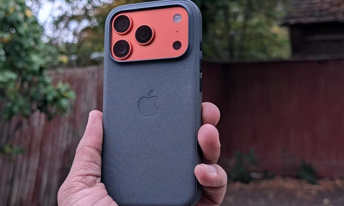 4 Rekomendasi Case iPhone 17 dan iPhone Air Terbaik 2025: Stylish, Aman, dan Nyaman Digunakan