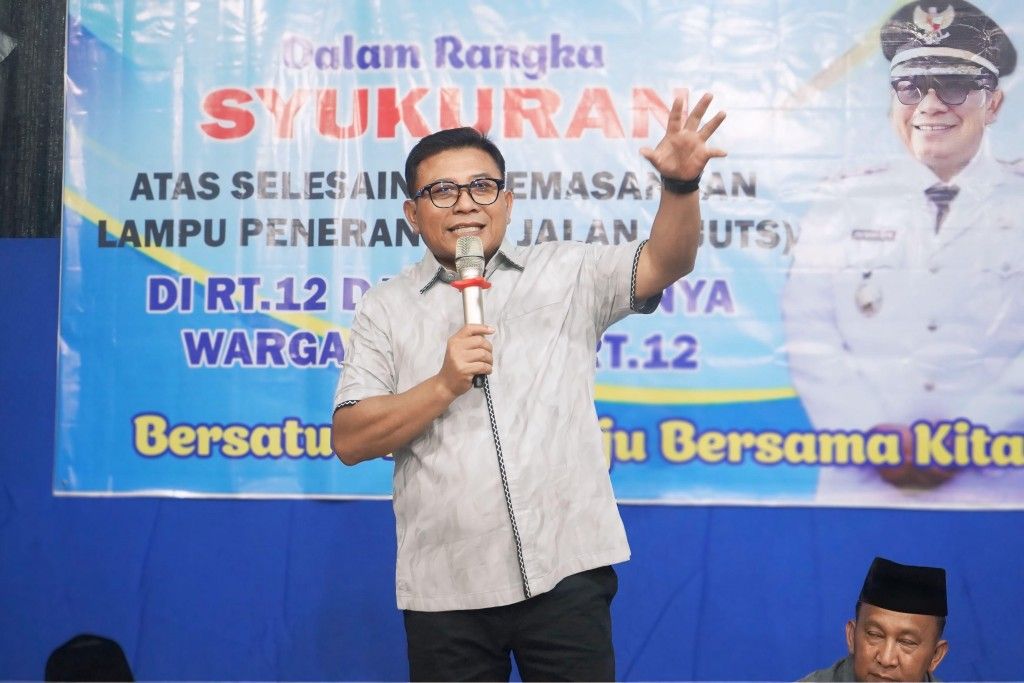 Wali Kota Samarinda Penuhi Janji, 20 PJUTS Jadi Kado Bahagia Warga Lok Bahu