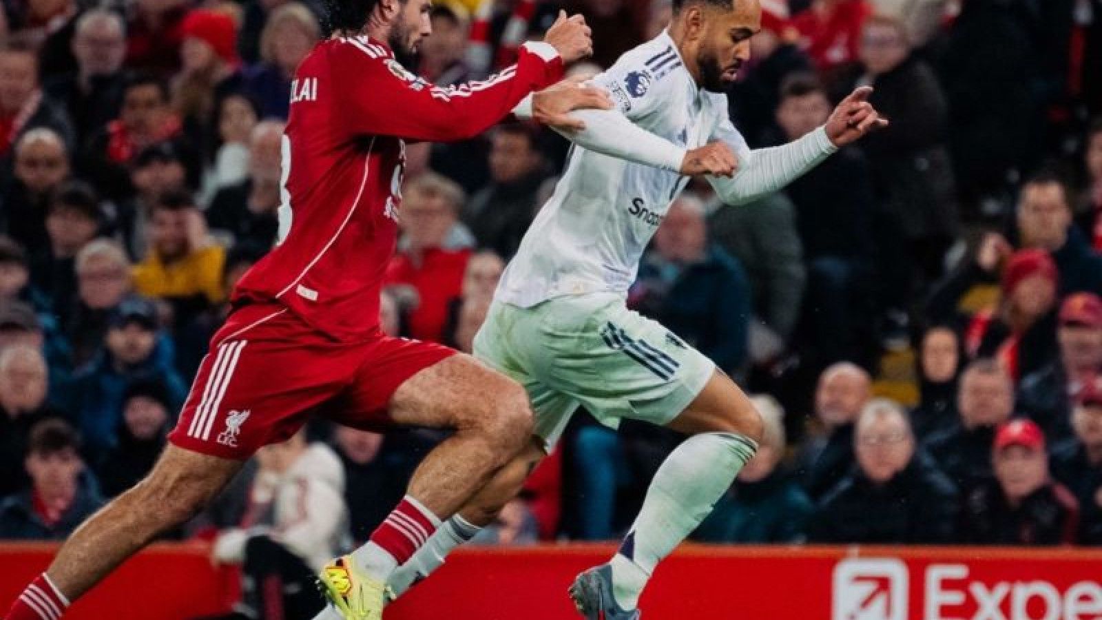 Kekalahan Menyakitkan Liverpool di Anfield: Manchester United Menang 2-1
