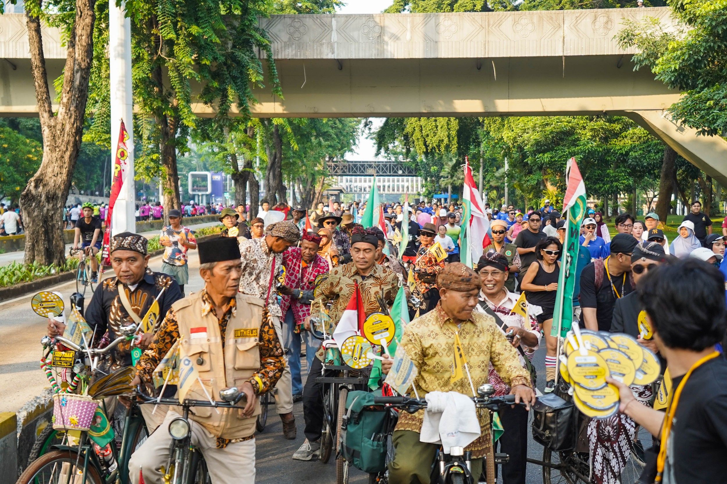 Rayakan Semangat Budaya Indonesia Lewat “Festival Batik Nusantara 2025” di Car Free Day Jakarta