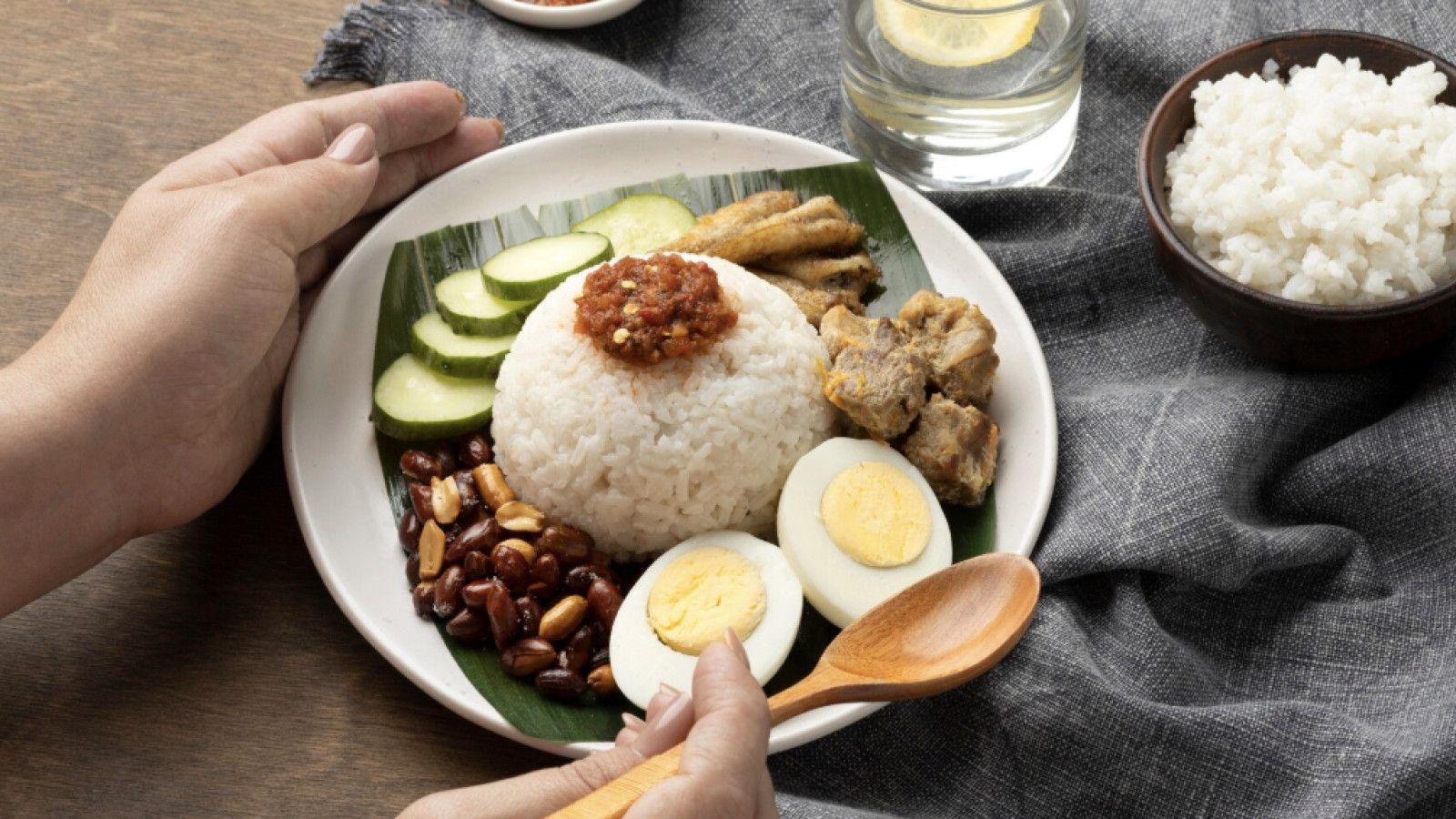Nasi Liwet Solo: Tradisi dan Budaya yang Terpancar dalam Setiap Suapan