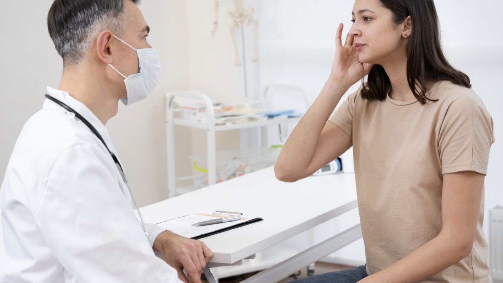 Mengenal Polip Hidung: Gejala dan Pengobatannya