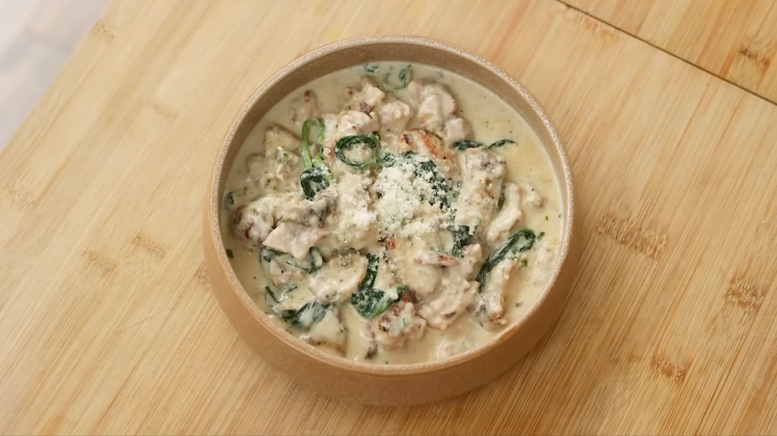 Resep Creamy Garlic Chicken yang Gurih dan Lembut, Dijamin Bikin Ketagihan!