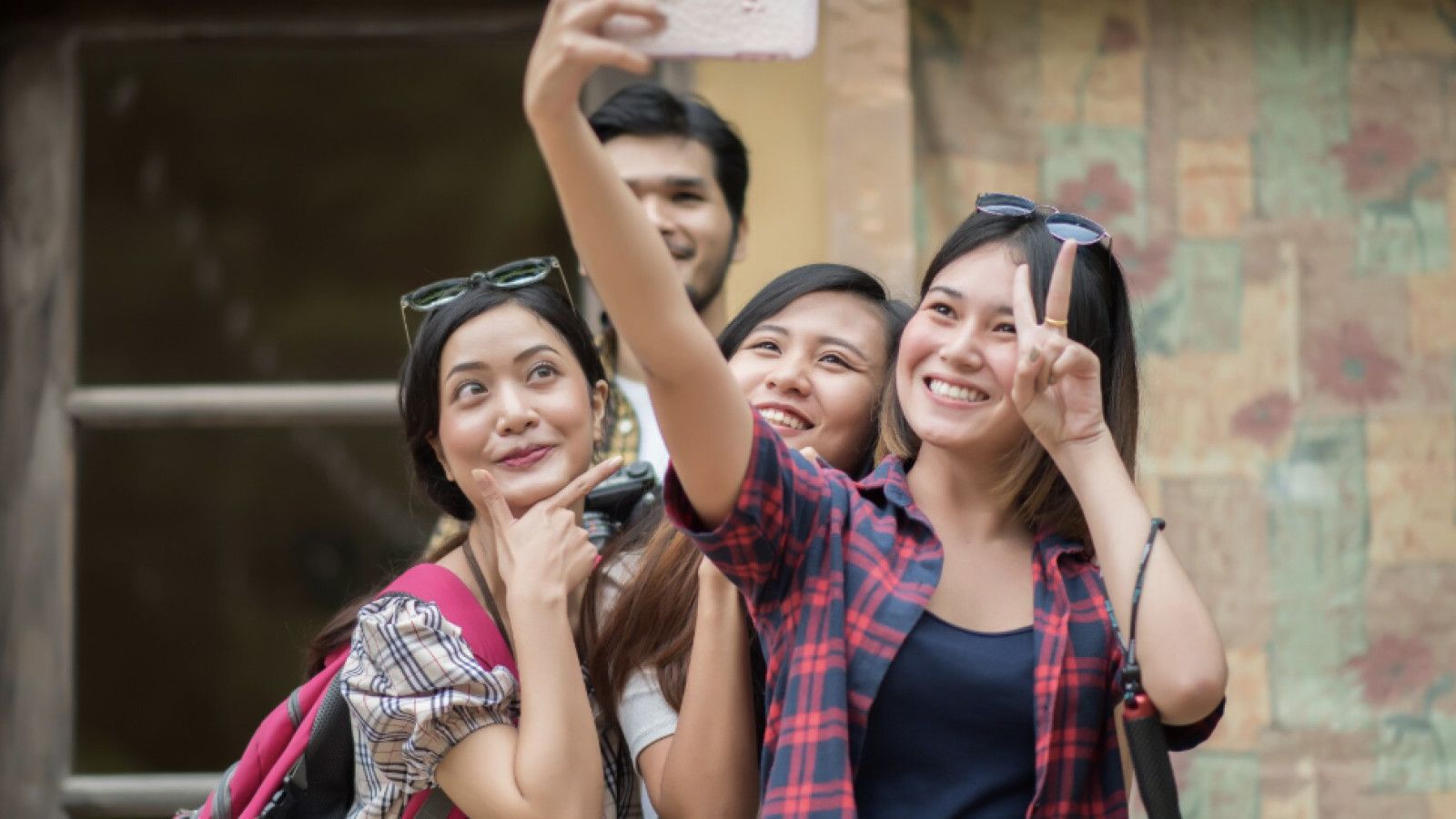 Tips Mencegah Drama saat Liburan Bersama Teman