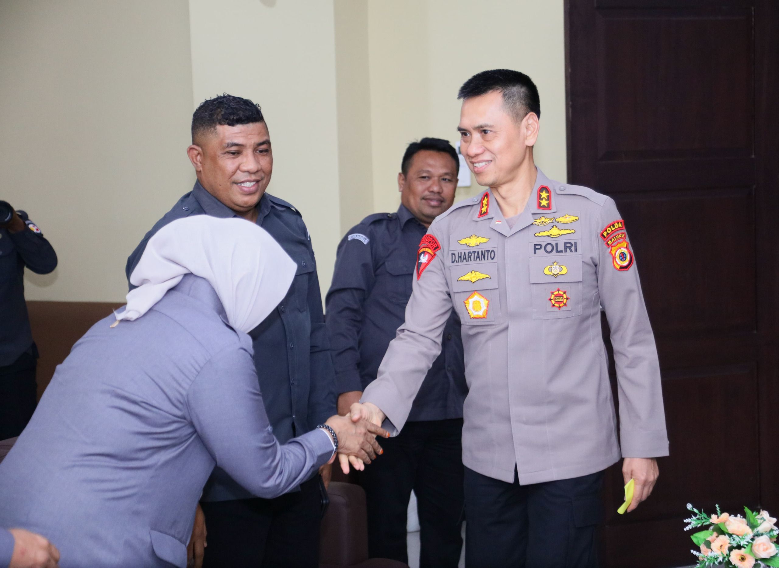 Terima Kunjungan Bawaslu Maluku, Kapolda: Tugas Kita Penting untuk Wujudkan Demokrasi Adil dan Beradab