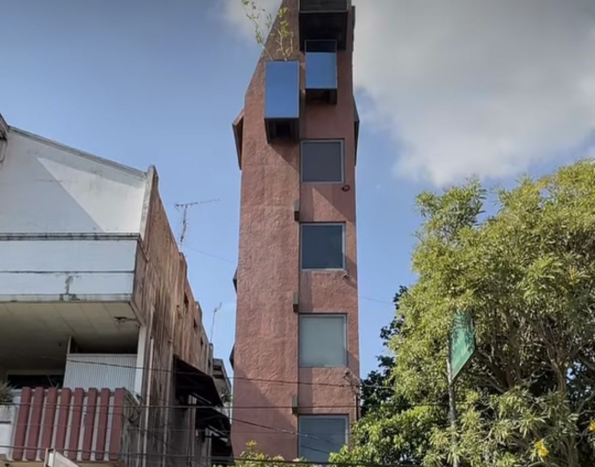 5 Fakta Menarik Pitu Rooms Hotel Tertipis di Indonesia!