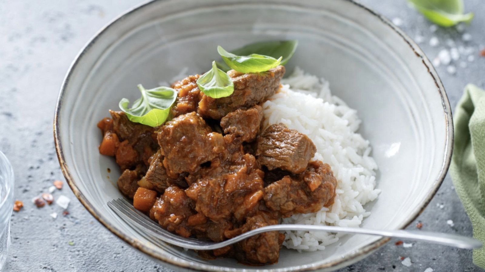 Cara Praktis Membuat Rendang yang Empuk dan Lezat