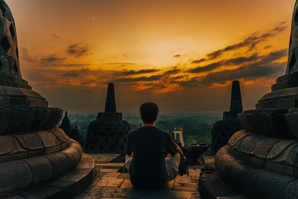 Masyarakat Kini Bisa Nikmati Sunrise dari Puncak Candi Borobudur