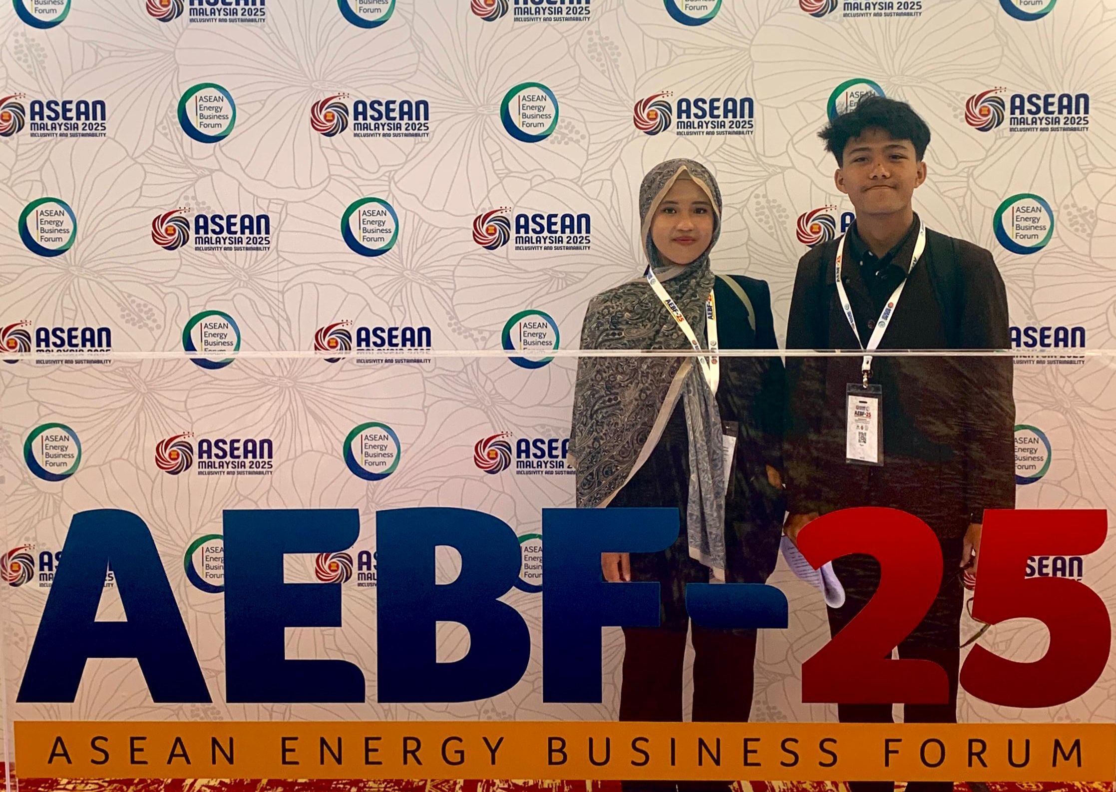 Dua Mahasiswa Unila Harumkan Nama Lampung di Forum Energi Asean 2025