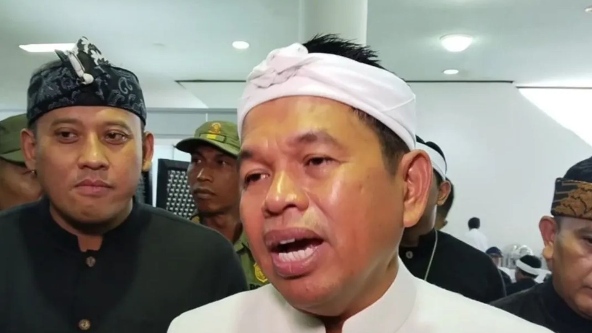 Gubernur Jabar Bantah Isu Dana APBD Disimpan dalam Bentuk Deposito