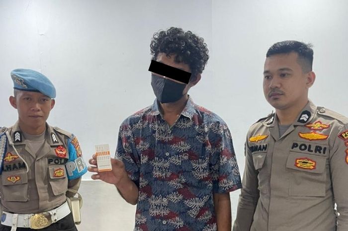 Pria Asal Sumut yang Ditangkap karena Narkoba Ngaku Sales Onderdil, Sabu Disimpan dalam Majalah