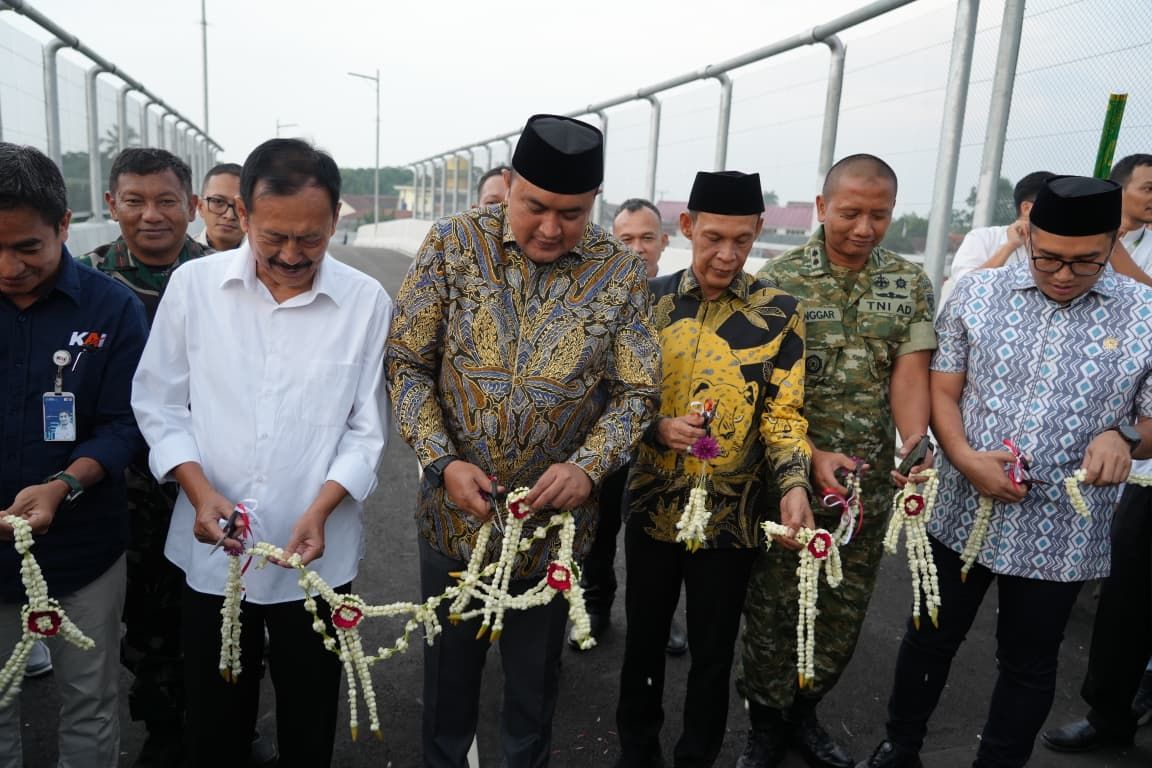 Bupati Bogor Resmikan Flyover Soebianto dan JPO Tenjo, Wujud Kolaborasi Pemerintah, BUMN, dan Swasta