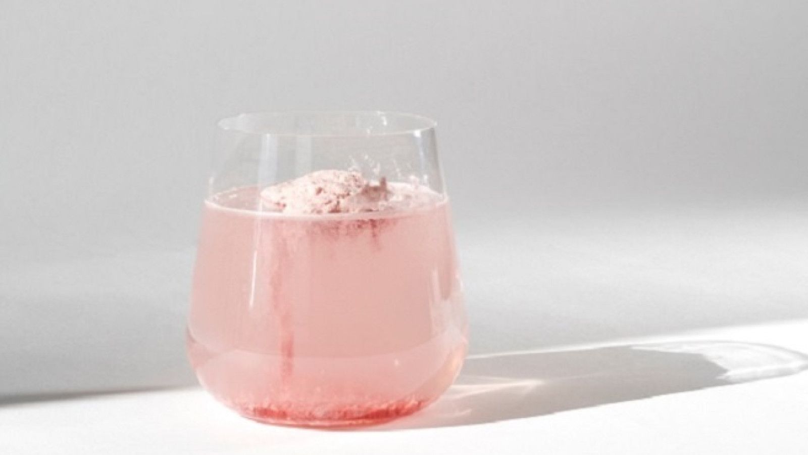 Fenomena Minuman Kolagen dalam Masyarakat: Manfaat dan Cara Konsumsi