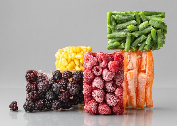 3 Tips Mencairkan Frozen Food yang Aman, Tetap Segar, dan Bergizi