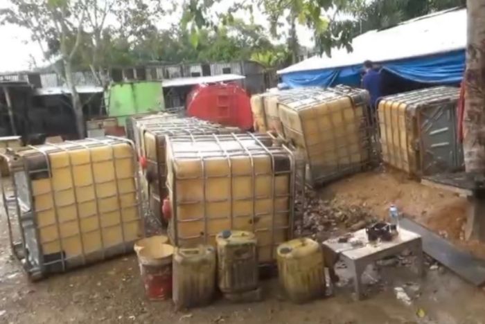 DPRD Kota Jambi Tinjau Gudang Diduga Simpan Minyak Ilegal