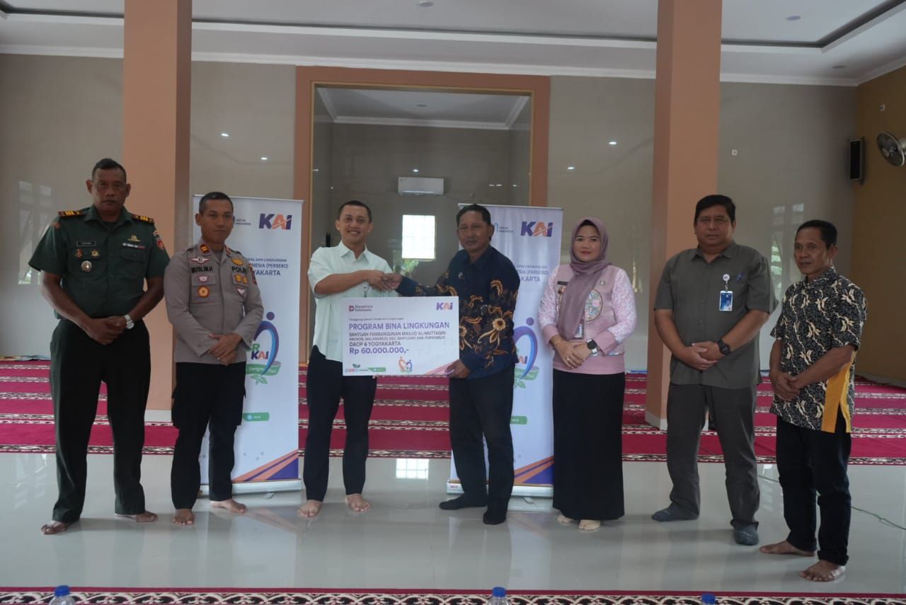 KAI Daop 6 Yogyakarta Salurkan Bantuan Rp 60 Juta untuk Masjid Al-Muttaqin Purworejo