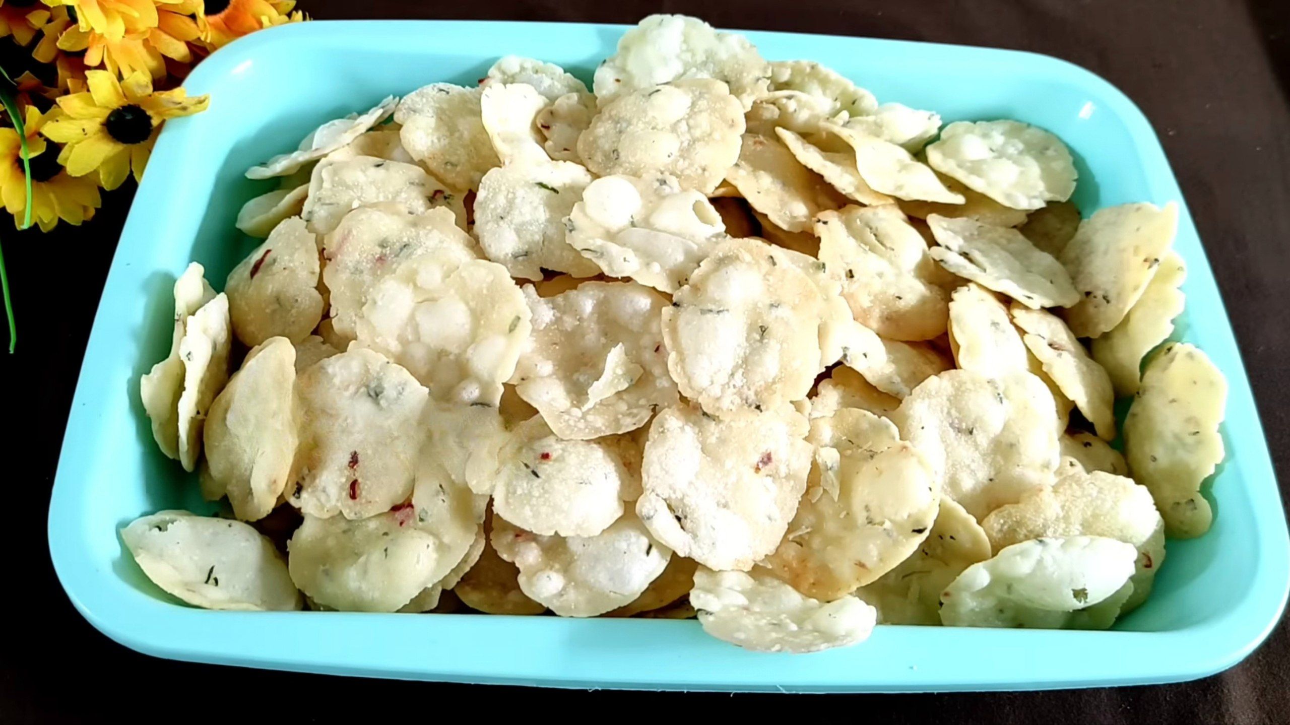 Resep Keripik Bawang Tepung Tapioka yang Gurih dan Renyah