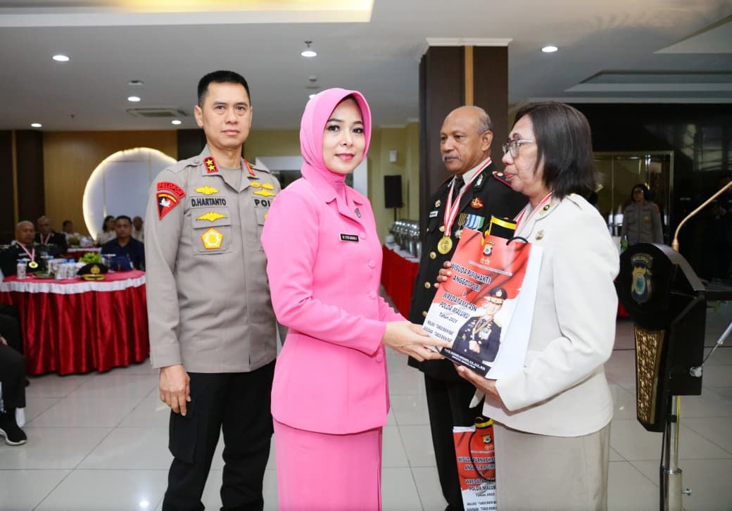 Ramah Tamah Purna Bhakti, Kapolda Maluku Ajak Pensiunan Polri Terus Jadi Teladan di Masyarakat