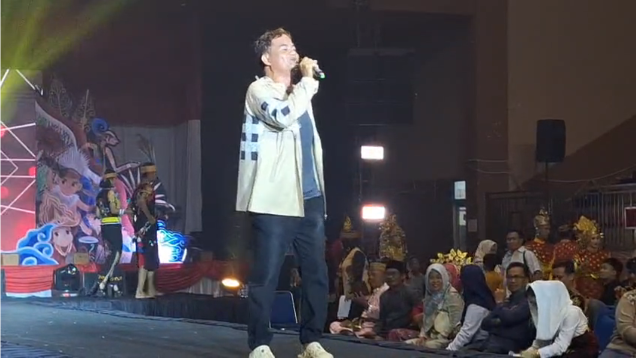 H. Sofy Harapkan Semoga Kedepan Pemenang Lomba Fashion Sesuai Dengan Tema