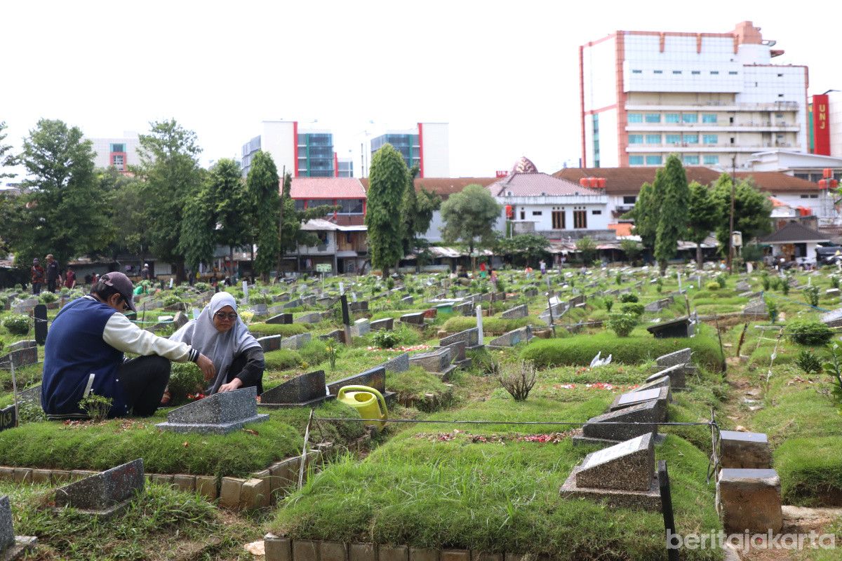 Pramono Siapkan Lahan Baru untuk Atasi Keterbatasan Area Pemakaman di Jakarta