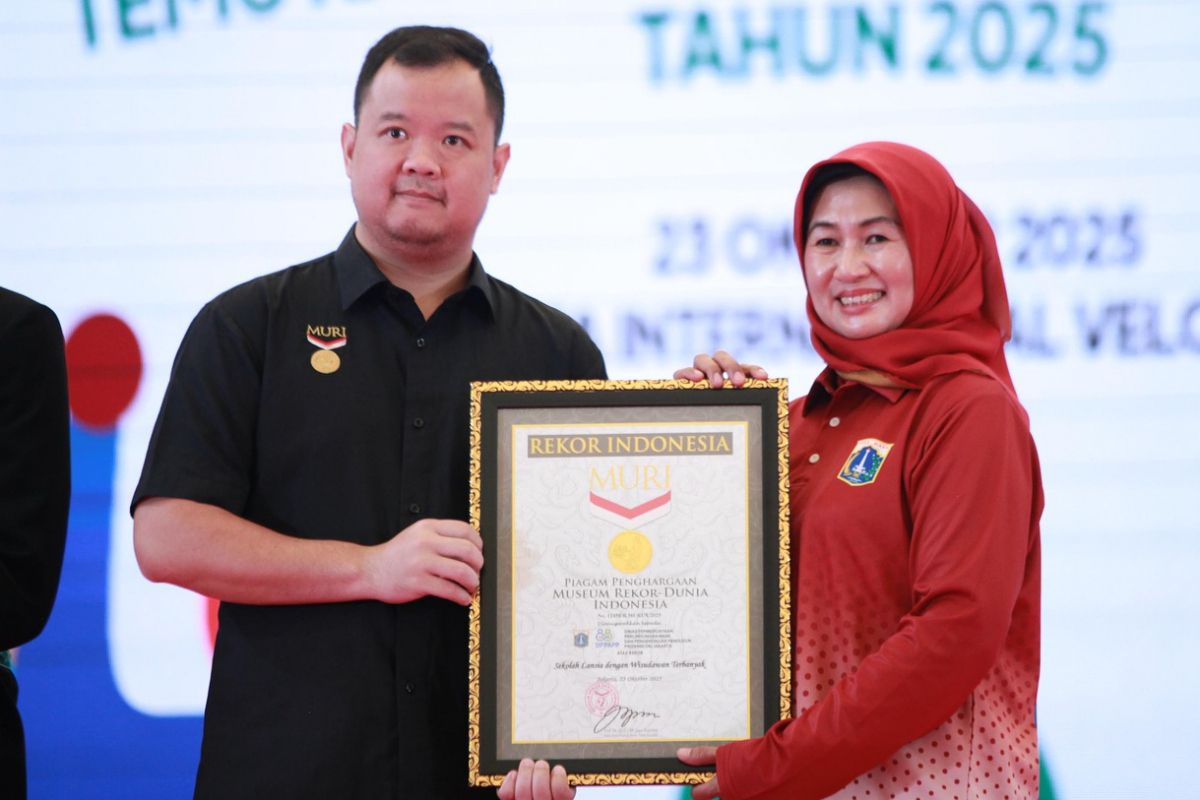 Jakarta Raih Rekor MURI untuk Sekolah Lansia dengan Wisudawan Terbanyak