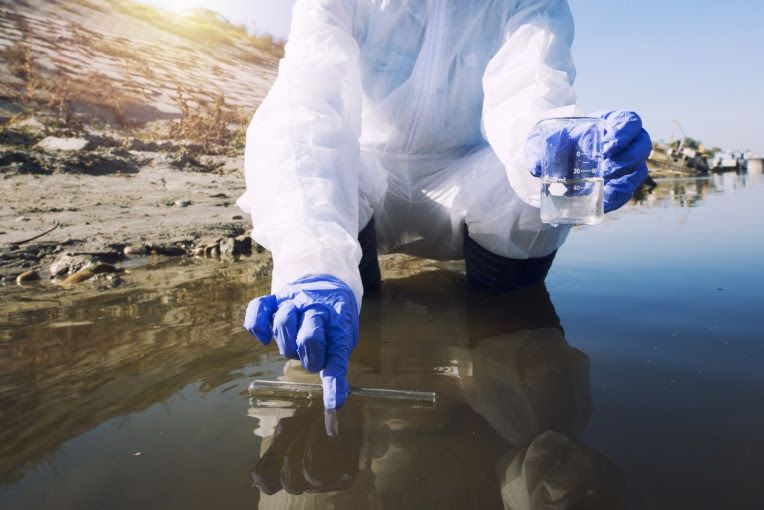 Mikroplastik Ditemukan di Air Hujan Jakarta dan Yogya, Pakar UGM Sebut Berpotensi Ancam Kesehatan Manusia