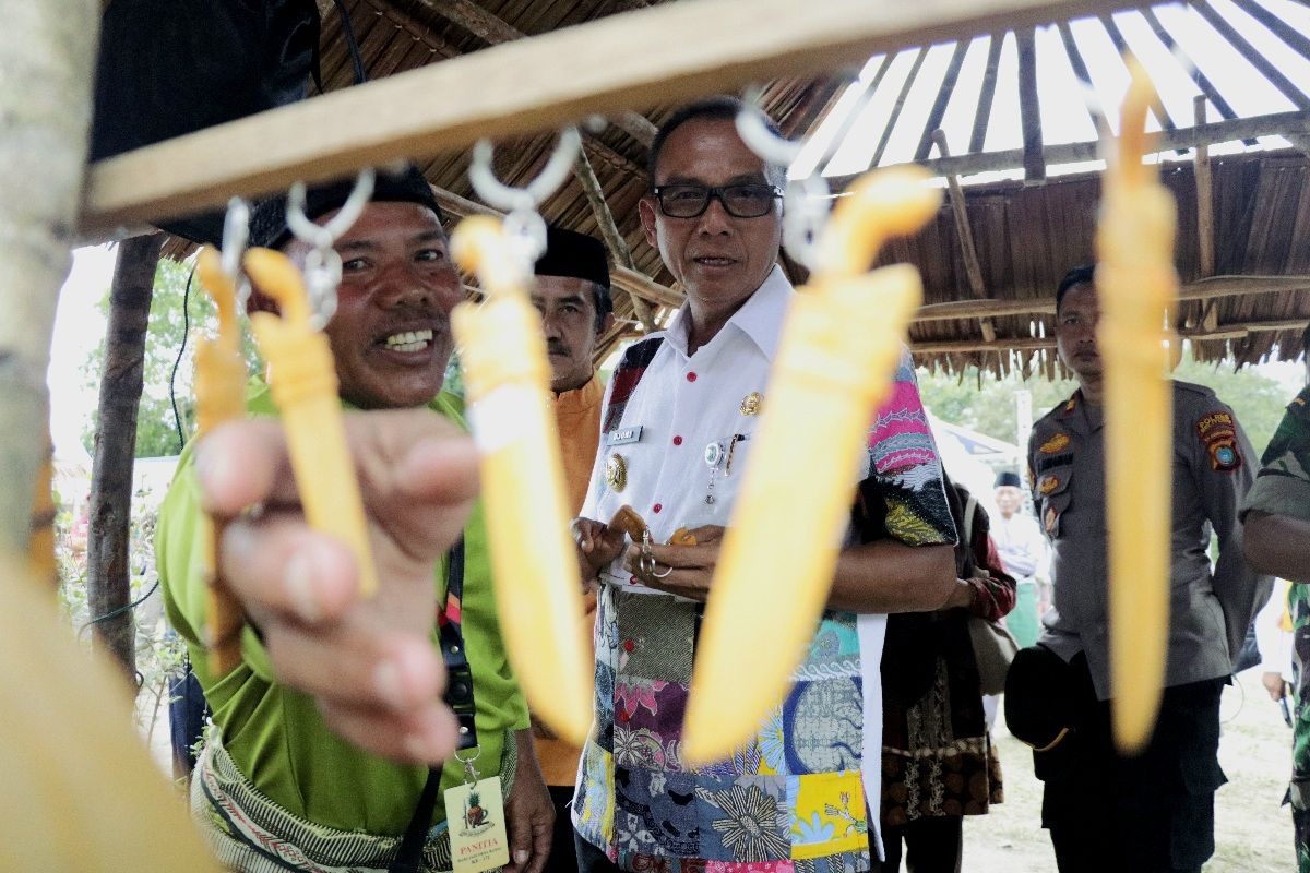 Festival Batu Mentas dan Peringatan Hari Jadi ke 172, Bupati Berharap Badau Jadi Wajah Wisata Alami di Belitung