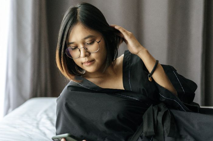 Bukan Cuma Nyaman, Ini Alasan Kenapa Tidur Pakai Daster Bikin Sehat dan Tenang