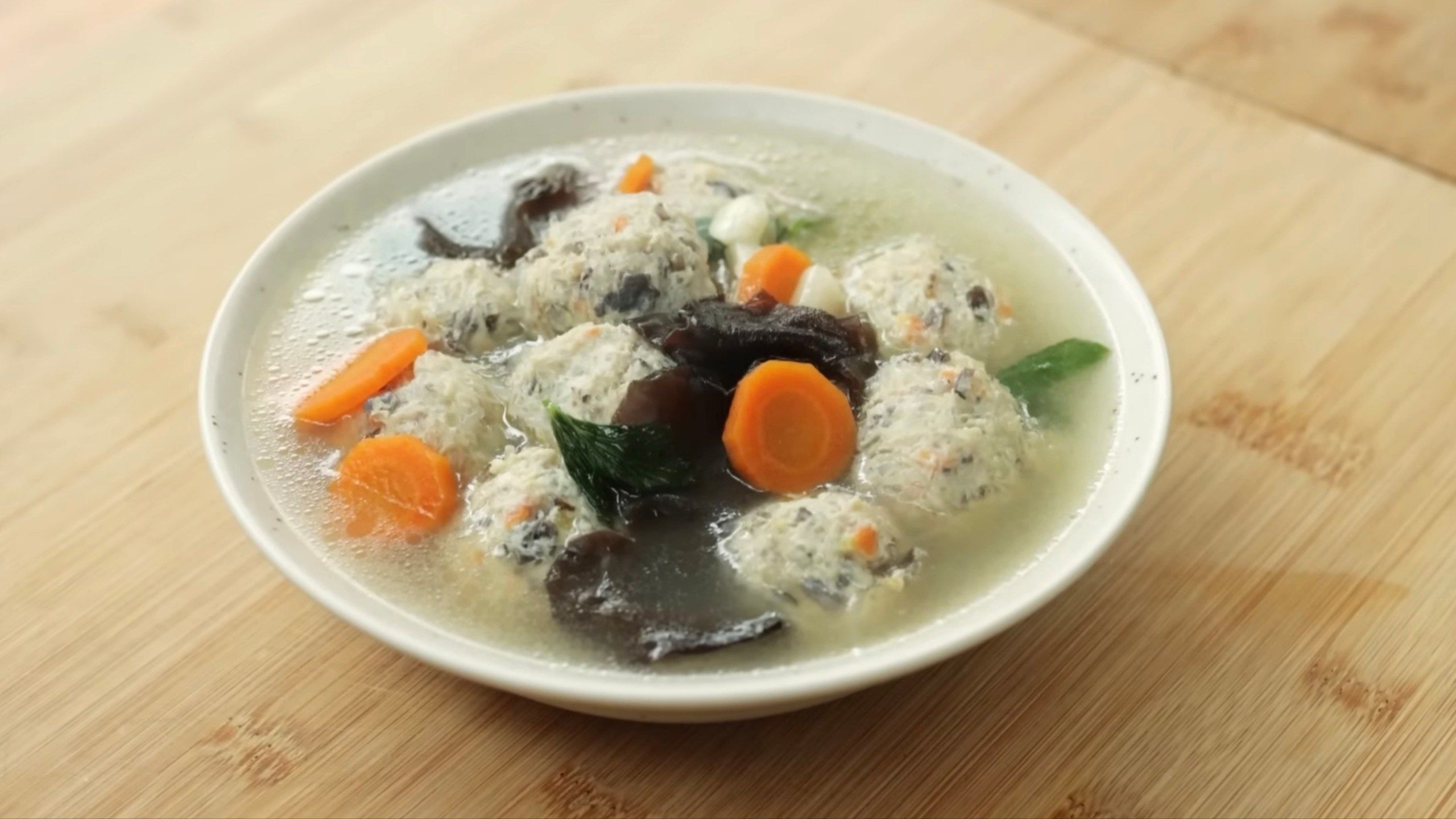 Resep Sup Bakso Lohua yang Kenyal dan Gurih, Cocok untuk Keluarga