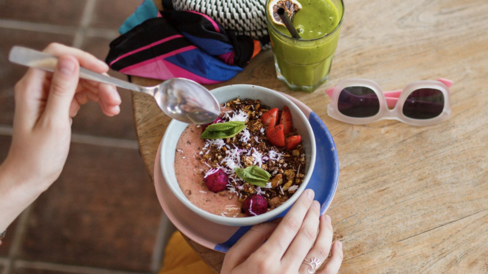 Smoothie Bowl: Sarapan Sehat dan Menggugah Selera