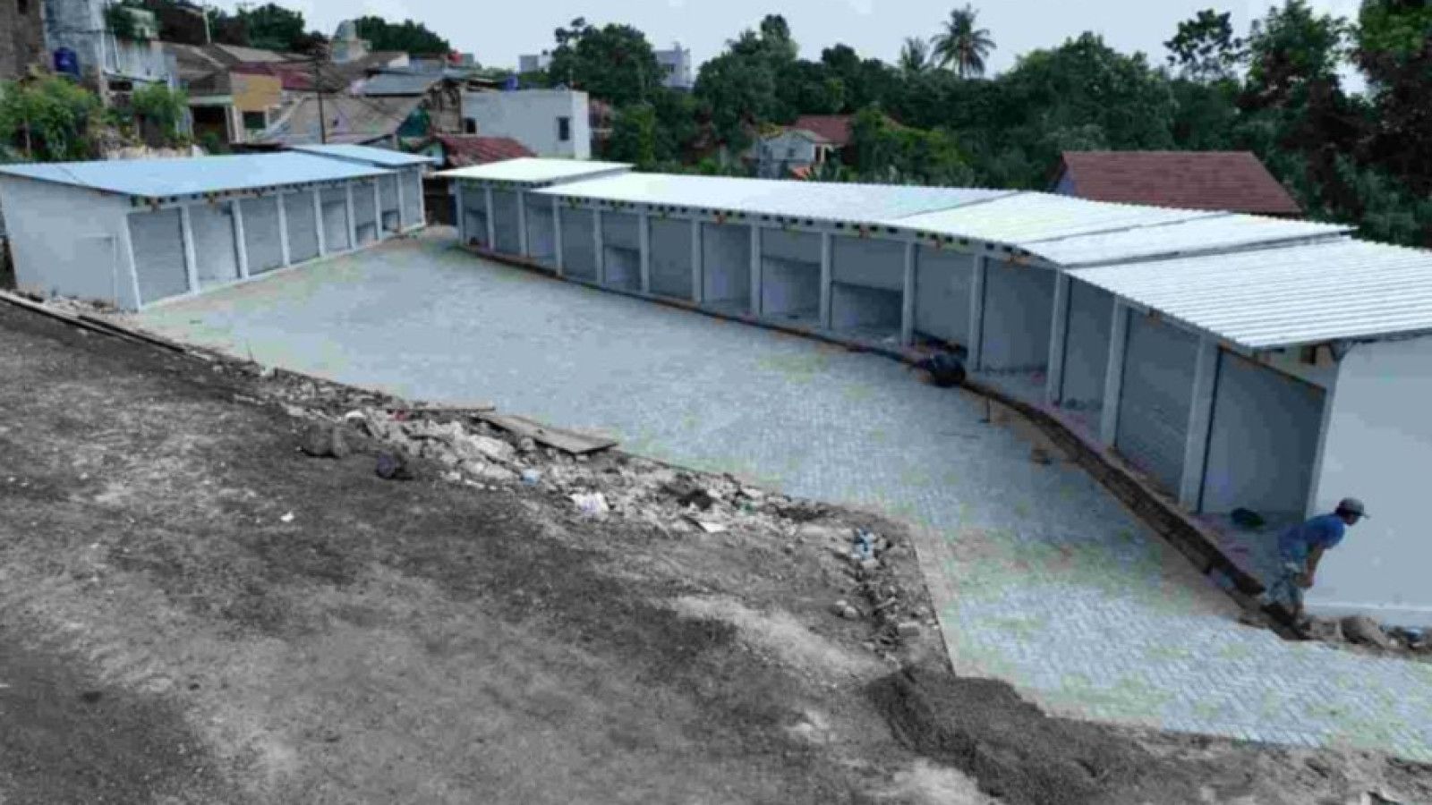 Relokasi Pedagang eks Pasar Barito ke Sentra Fauna dan Kuliner Lenteng Agung