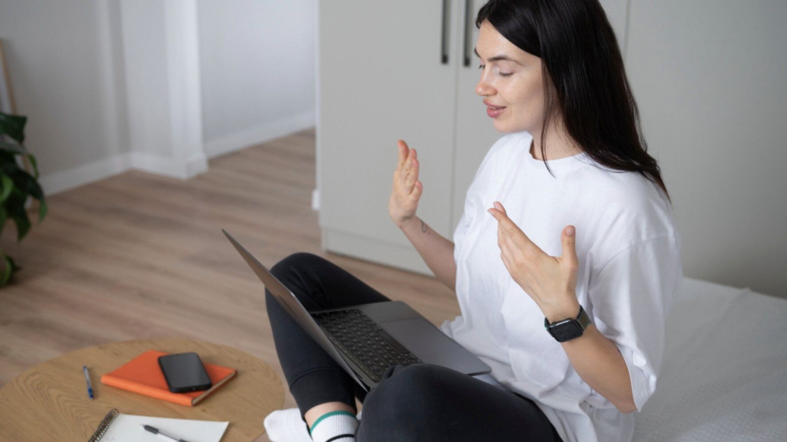 Kesejahteraan Digital: Tantangan Kesehatan Mental di Era Digital