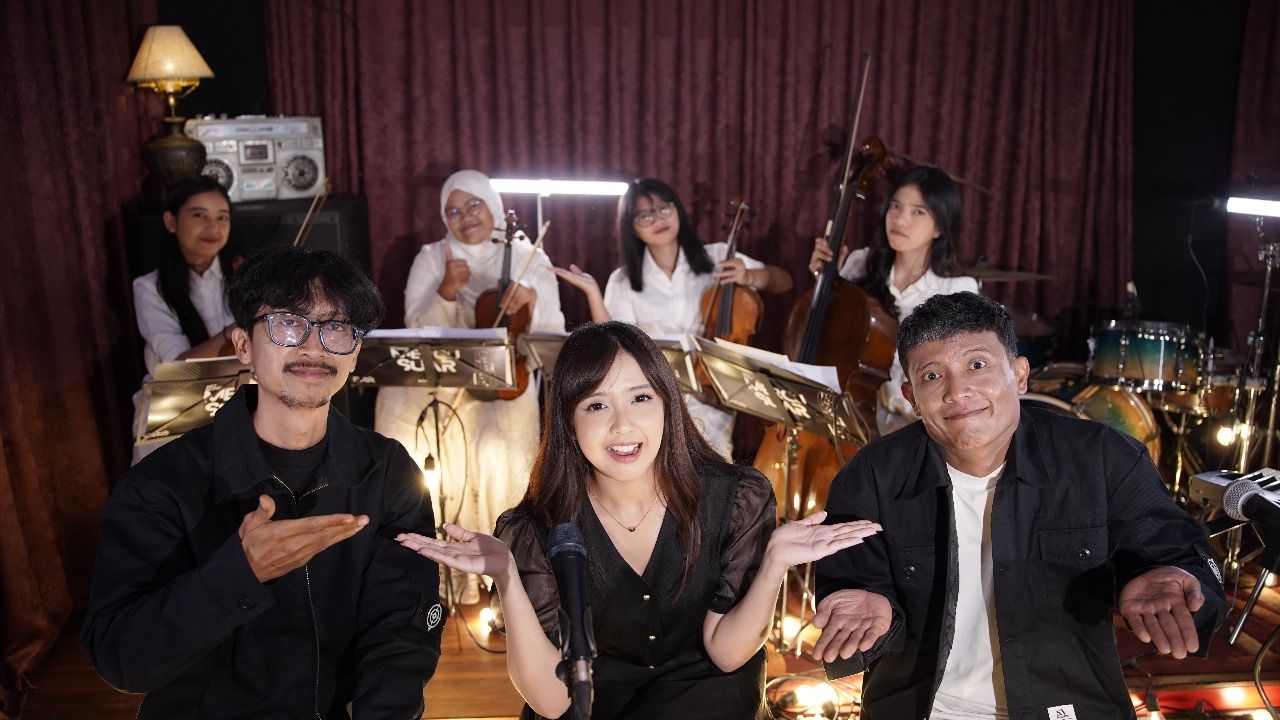 Lamlam Closehead Temukan Sisi Baru Lewat Mercusuar Show di Get Closer Didi Music Records